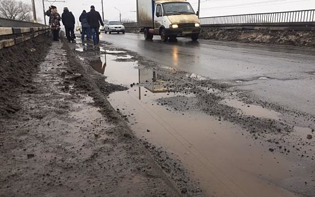 Курская обладминистрация не заплатит за «ремонт» дороги на Сеймском мосту