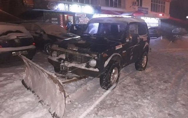 Курские водители не остались равнодушны к беде коллег во время вчерашнего снегопада
