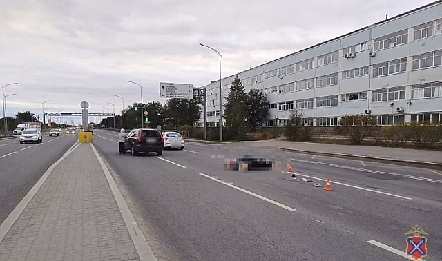 В Волгограде на видео попал момент смертельного ДТП с участием пешехода