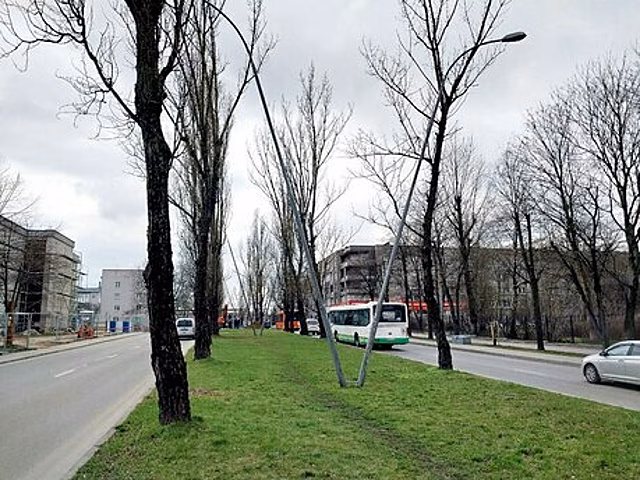 В Калининграде на подъезде к площади Калинина изменили схему движения