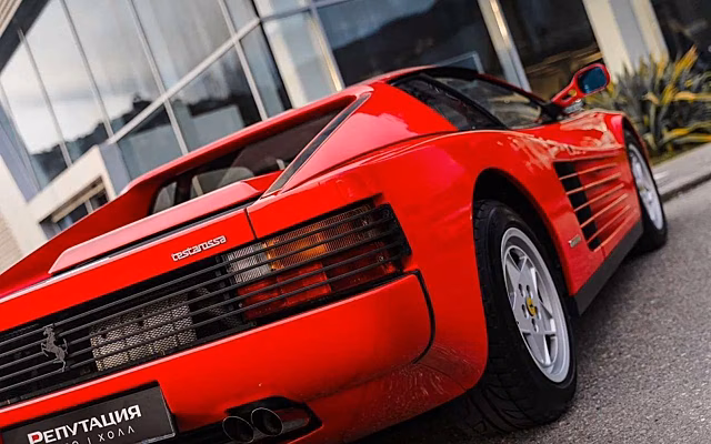 В России выставили на продажу культовую модель Ferrari