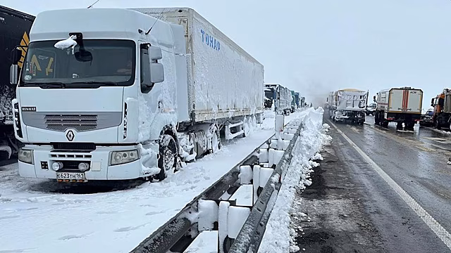 На трассе «Дон» полностью перекрыто движение в сторону Москвы
