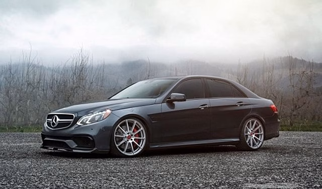 Vorsteiner представил обновленный Mercedes-Benz E63 AMG