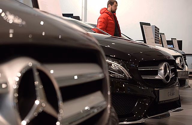 Как россияне приобретают премиальные авто в условиях санкций?