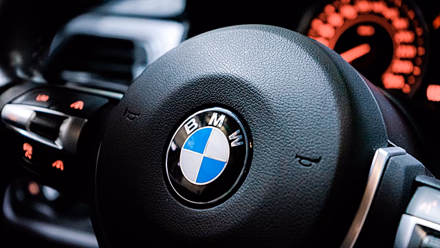 BMW начала использовать ИИ для снижения производственных затрат