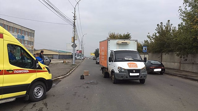 Грузовая «ГАЗель» в Саратове сбила пешехода-нарушителя