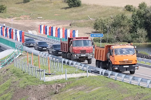 В Тепло-Огаревском районе открыли реконструированный мост через реку Мутную