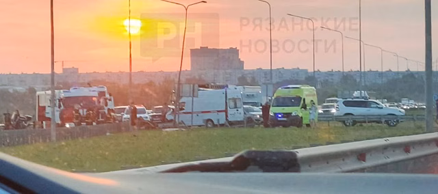 Серьезное ДТП на Северной окружной в Рязани перекрыло выезд в город