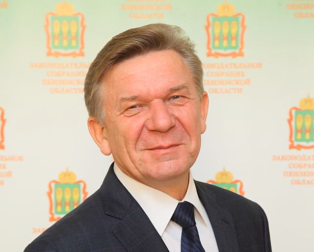 Николай Котов заявил о важности кампании по сбору подписей за присвоение Пензе почетного звания