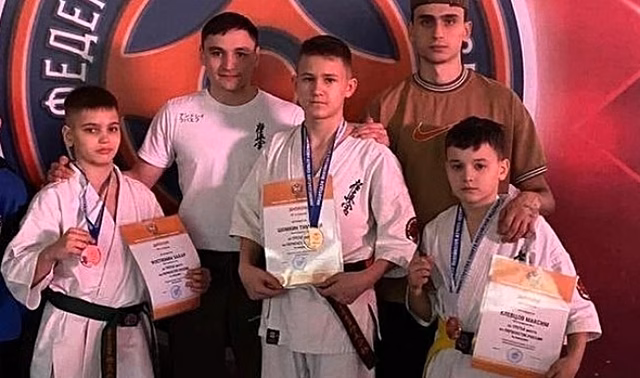 Юные волгоградские каратисты взяли три медали на турнире в российской столице