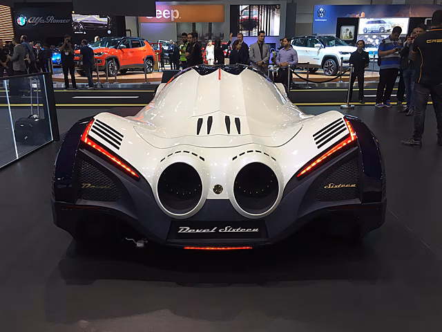 Бриллианты Dubai Motor Show 2017