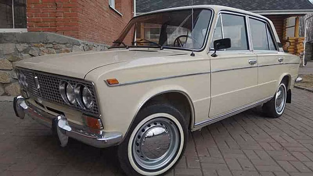 Новосибирец продал уникальный ВАЗ-2103 с «автоматом» за 1,2 млн рублей