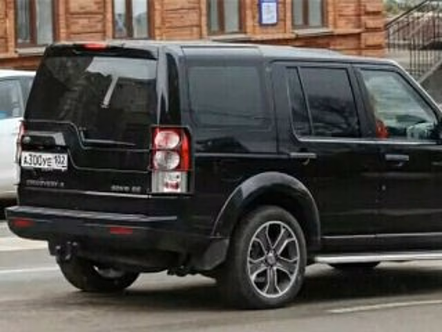 В автомобиль экс-министра МВД по Башкирии с номерами «АУЕ» врезалась «Газель»