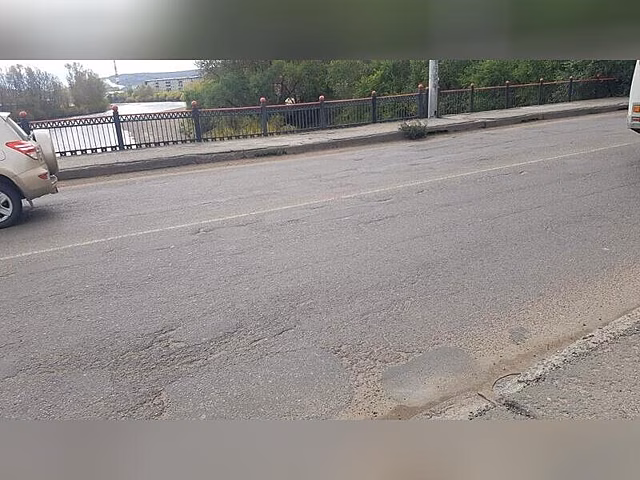 «Мост в Чите, который у нас гостевой маршрут, ну это помойка» - депутат Заксобрания