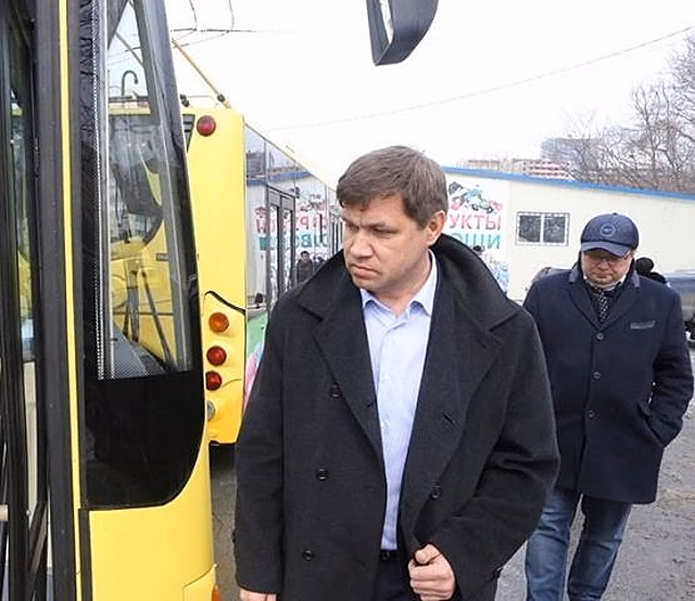 Глава Владивостока проинспектировал дороги, которые отремонтируют в этом году