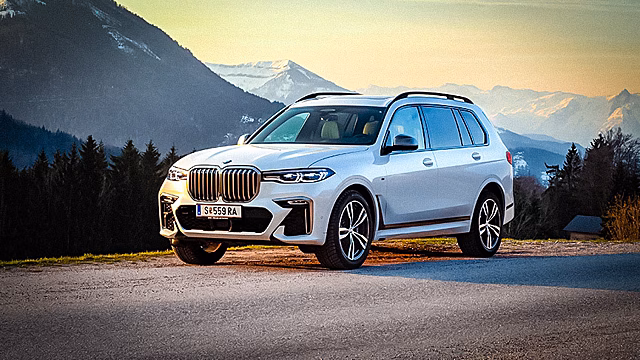 В России начали собирать кроссоверы BMW X7