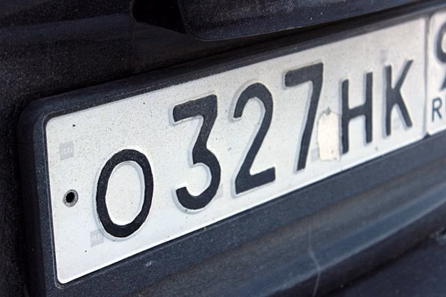 От 100 тысяч до 38 миллионов: гид по рынку «красивых» автомобильных номеров