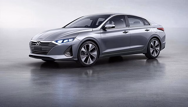 Hyundai радикально изменит дизайн популярного седана Elantra