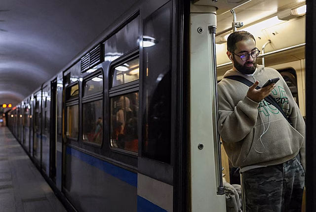 Связь 5G запустили в России. Где ей можно будет пользоваться и чего ждать владельцам iPhone?