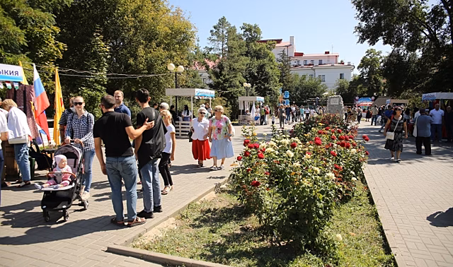 Центр Волгограда перекроют для транспорта из-за празднования Дня города