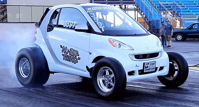В крохотный Smart Fortwo установили мотор V8 на 725 лошадиных сил