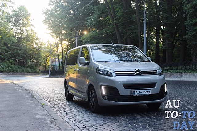 Тест-драйв Citroen Spacetourer: Серый кардинал