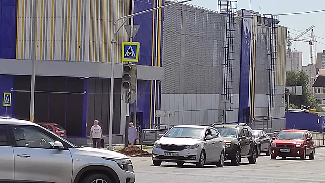 На двух перекрестках в Оренбурге до конца недели не работают светофоры