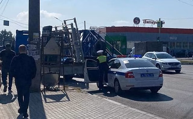 В Курске 12 сентября в ДТП с грузовиком пострадали двое мужчин