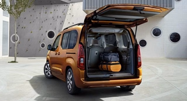 Начались продажи электрического минивэна Vauxhall Opel Combo-e Life 2021 года