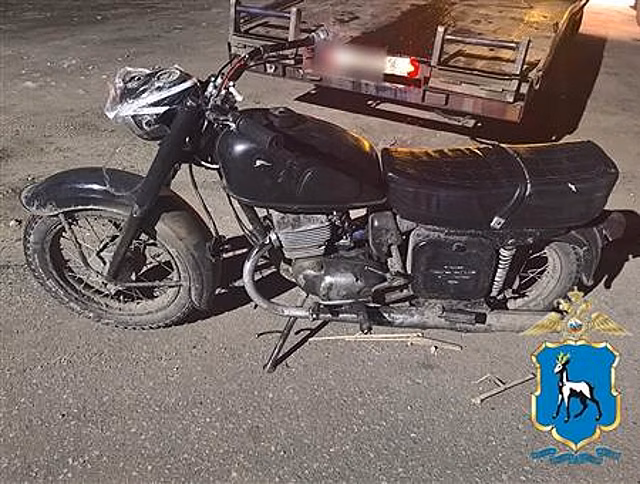 В Самарской области сельчанин не справился с мотоциклом "Восход"