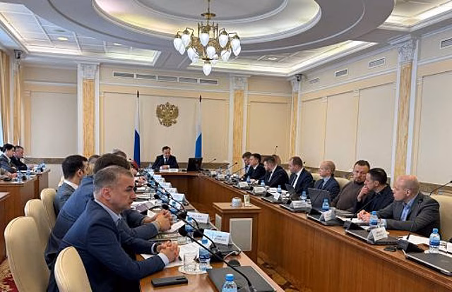 Меры по обеспечению безопасности дорожного движения обсудили на заседании комиссии по безопасности дорожного движения