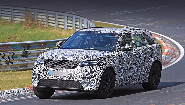 Range Rover Velar SVR пойман во время тестов