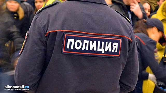 В краевой больнице и строительной компании «Сибиряк» одновременно проходят обыски