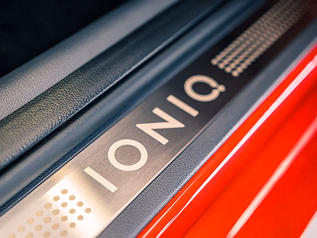 Hyundai привезет в Россию электрокар под брендом Ioniq в 2021 году