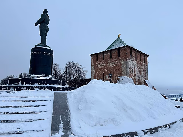 Сильный снегопад в Нижегородской области продлится до 11 января