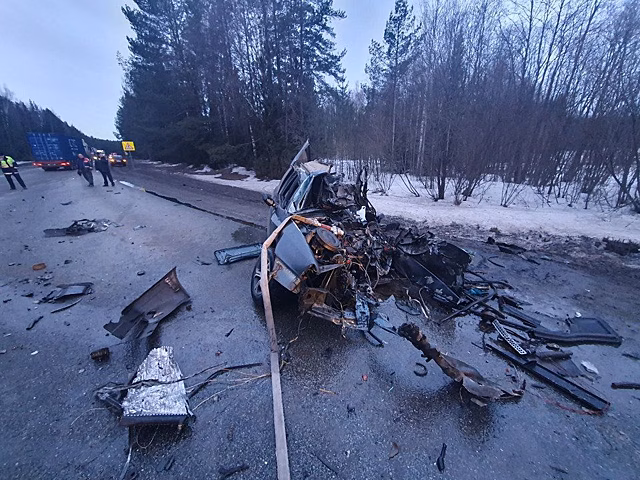 В Орловской области в ДТП с пятью автомобилями погиб человек
