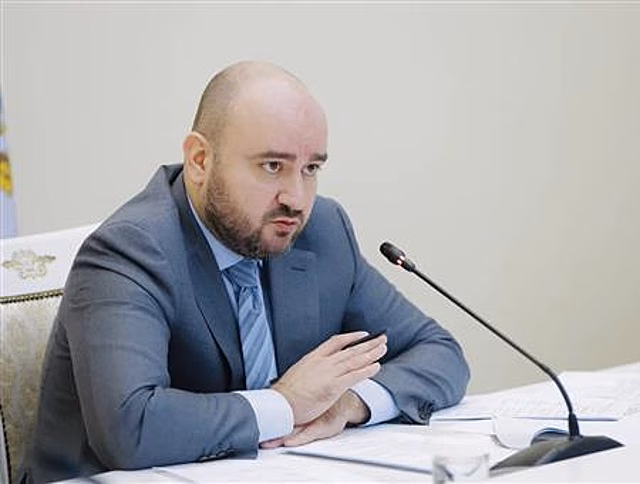 Вячеслав Федорищев рассмотрел обращения граждан на оперативном совещании в правительстве