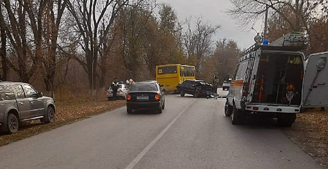 Трое взрослых и ребенок пострадали в ДТП в Красном Сулине