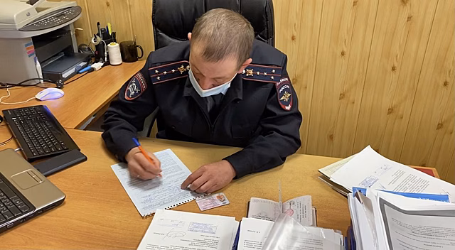 В Красноярске «маршрутчик», проехавший на красный свет, ответит по закону