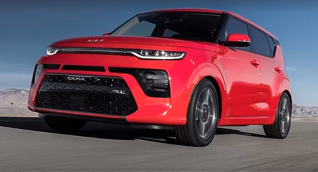 В США паркетник Kia Soul остался без МКПП в новом модельном году