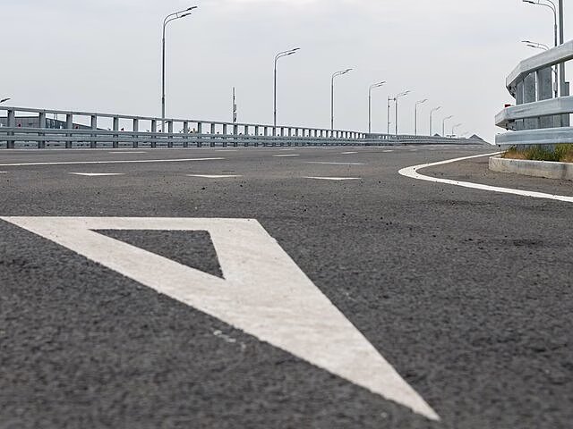 Реконструкцию путепровода на Волгоградском проспекте в Москве завершат летом 2023 года