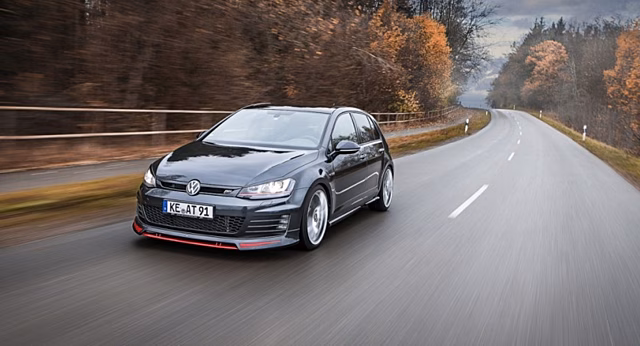 Volkswagen Golf получит новое голосовое управление