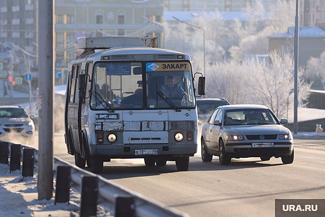 В Ялуторовске отменили 6 автобусных рейсов из-за морозов