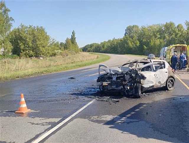 Под Тольятти водитель Kia погиб после столкновения с Renault