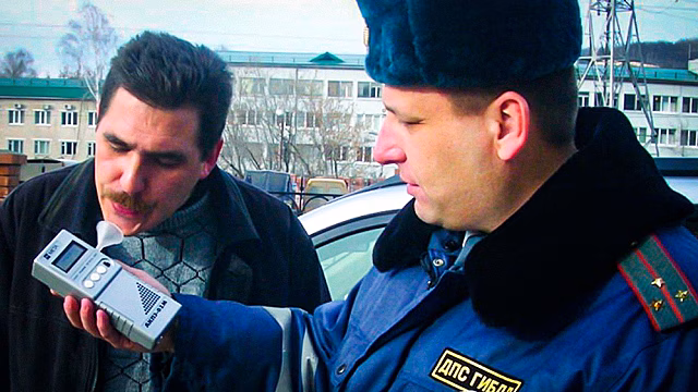 Типичные уловки гаишников при тесте на алкоголь. Как их избежать?