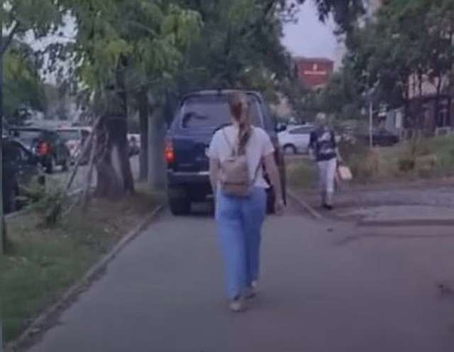«Земля круглая»: во Владивостоке привлекли к ответственности водителя «крузака»