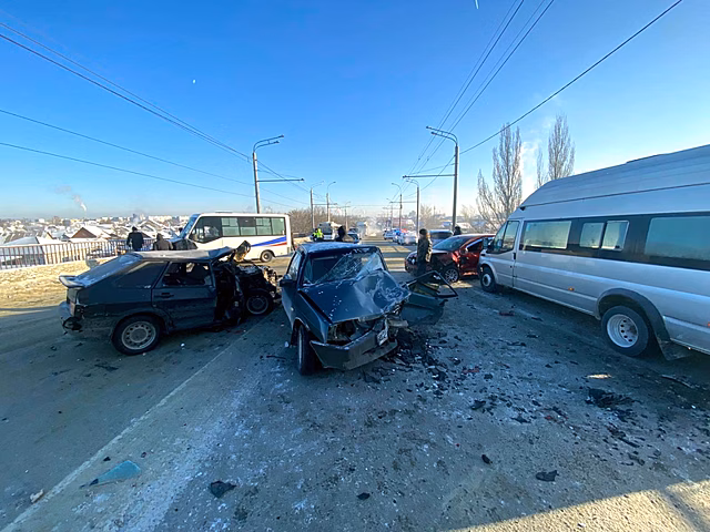 В Пензе начата доследственная проверка по факту ДТП с участием маршрутных такси