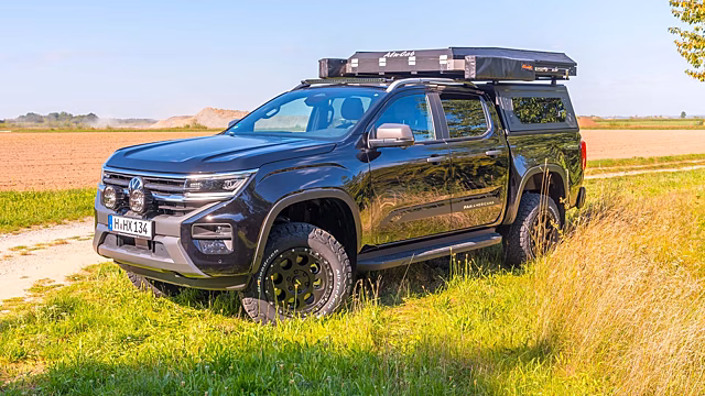 Volkswagen превратил новый Amarok в брутальный внедорожный кемпер