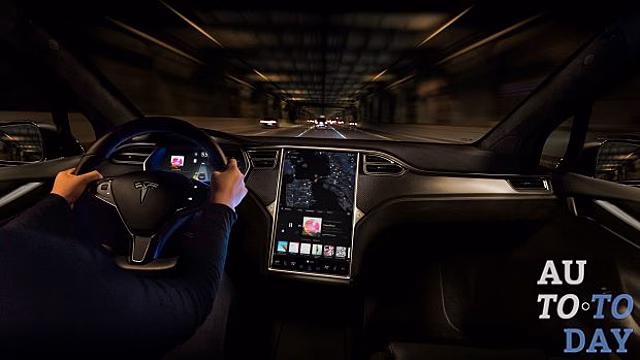 Tesla выпускает обновление ПО: автопилот, голосовое управление и сервисы становятся ещё совершеннее