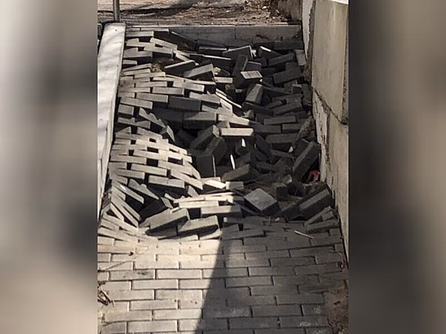 В Чите обрушился пандус на недавно отремонтированном участке улицы Бабушкина
